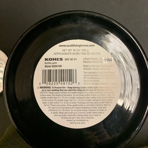 Scott Living “Star Gazing” candle - Picture 3 of 3